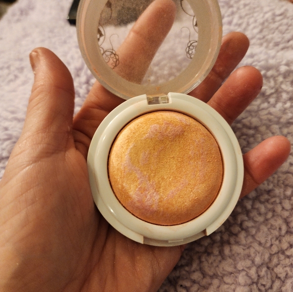 Multiple makeup kit - Picture 13 of 16